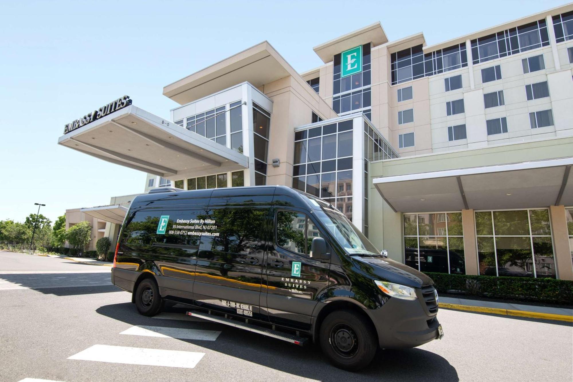Hotel Embassy By Hilton Newark Airport